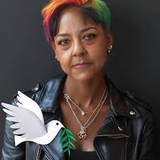 A cook off between Mrs. Netta and Chef Carmen. Who wine?!