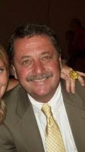 Laura Knowlton's Instagram, Twitter & Facebook