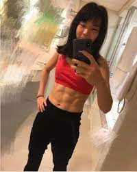 Tai tzu ying badminton offers livescore, results, standings and match details. Kisah Tai Tzu Ying Ratu Bulu Tangkis Dunia Berperut Six Pack Kumparan Com