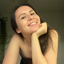 Hi all! 🖐 I'm new to this group (watercolors too). I would like to share  my pictures with you. I will be glad to constructive criticism🙂 I'm from  Russia. We've already had