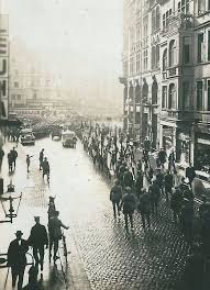 Hannover Linden 1933 Stahlhelmtag Blick Aus Der Blumenauer Strasse Stahlhelm Bund Der Frontsoldaten Marsch Durch Lin Hannover Ostpreussen Historische Fotos