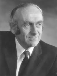 Sir Roger James Elliott. 8 December 1928—16 April 2018