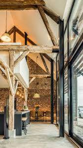 Les Racines D Une Vieille Ferme Aux Pays Bas Planete Deco A Homes World Maison En Pierre Renovation Maison Ancienne Maison Industrielle