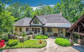 Lake keowee waterfront homes with swimming pool. Luxury Homes For Sale In Lake Lure North Carolina Jamesedition
