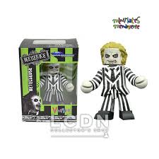 Betelgeuse demonstrates virtually zero ability to read the emotions of others, and it may not even occur to him to do so. Beetlejuice Vinimates Betelgeuse Vinyl Figure 10cm