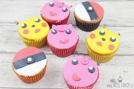 Heute machen wir zusammen einen glumanda kuchen, hoffe er gefällt euch :) [glumanda kuchen, motivtorte, kuchen für zocker Pokemon Muffins Mit Fondant Miss Fancy Rezepte Fur Jeden Tag