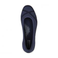 Semelle extérieure en caoutchouc super épaisse. Baskets Basses Femme Marine 3 Suisses