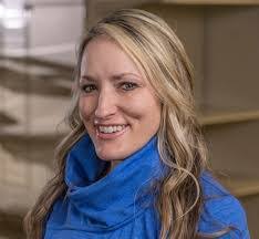 Tammy Lozier's Instagram, Twitter & Facebook