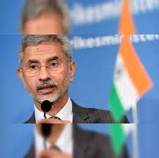 What happened after Jaishankar visited a restaurant in US with his son?