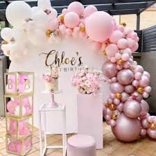 Esto se logra al encuadrar la fotografía con un fondo desenfocado de la misma imagen, degradado o un mosaico de fotos. Letras Doradas Transparente Caja Para Baby Shower Decoracion Bautizo Decorado De Primera Fiesta De Cumpleanos Nino Nina Bebe Ducha Regalos De Decoraciones Diy De Fiestas Aliexpress
