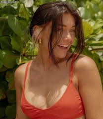 Tabitha Swatosh Nude And Sexy Photos - TNApics • Nodo Leaks