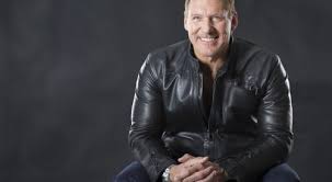 Ralf rudolf möller empezó su carrera de fisioculturista a los 17 años, y fue campeón alemán en 1984. Fischer Partner Schauspielagentur Ralf Moeller