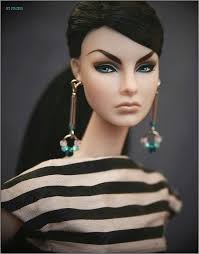 Agnes Silver's Instagram, Twitter & Facebook