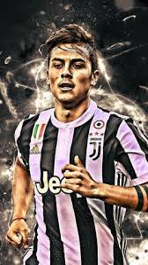 Tidak hanya pria yang handal memainkan bola di lapangan hijau, tapi wanita juga banyak yang menjadi pemain sepak bola profesional. 100 Ide Paulo Dybala Terbaik Sepak Bola Olahraga Pemain Sepak Bola