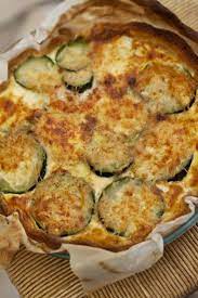 Le zucchine grigliate sono semplici da preparare, e si possono servire come contorno che come antipasto. Come Preparare Le Zucchine Al Forno Con Mozzarella E Parmigiano