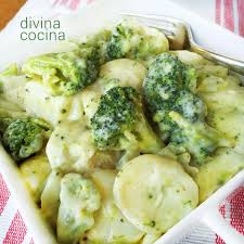Los chinos tienen la clave para cocinar bien el brócoli y que sus beneficios sean efectivos en tu organismo. Brocoli A La Crema Con Patatas Receta De Divina Cocina
