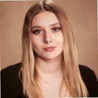 Brianna Hou's Instagram, Twitter & Facebook