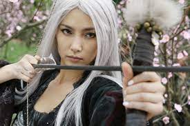 With jet li, michael angarano, jackie chan, juana collignon. Bingbing Li In The Forbidden Kingdom 2008 White Haired Witch The Forbidden Kingdom Long White Hair