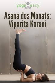 Asana Des Monats Viparita Karani Trainphotography Sanfte Ruckbeuge Zur Entspannung Viparita Karani Asana Yoga Poses Yoga Everyday