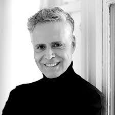 Edward Moor's Instagram, Twitter & Facebook