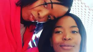 (more more girls appear & fills the screen, red wears sunglasses). Seriously Single Release Date Plot Cast Everything To Know About The Netflix Movie