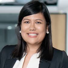 Lara Tuazon's Instagram, Twitter & Facebook