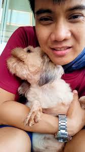 Malaki na sya... ayaw nya mgpakarga.hehehe