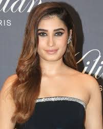 Sumit Puri's Instagram, Twitter & Facebook