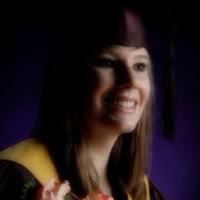 200+ perfiles de «Hayley»