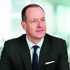 Larry Renfro's Instagram, Twitter & Facebook