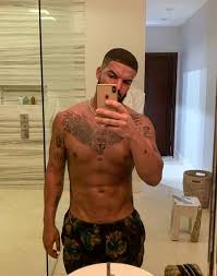 But our spy says she was helping a british guy matching the description of skepta — and with the same tattoos — pick out clothes. Untold Stories And Meanings Behind Drake S Tattoos Drake S Controversial Tattoo Collection Tattoo Me Now