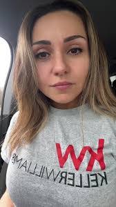 Paige Kindred's Instagram, Twitter & Facebook