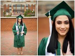 Unc Charlotte Graduate Vika Photography Charlotte Nc Class Of 2018 Senior Portraits Co Senior Portraits College Graduation Pictures Photography