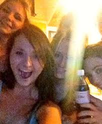 Ellie Doyle (@EllieDoyle__)