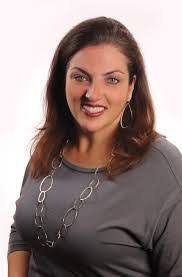 Mona Cooper's Instagram, Twitter & Facebook