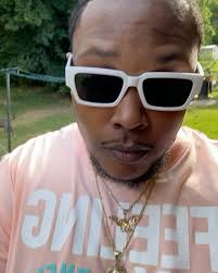 Another year around the sun, I think that deserves a post 😂🤷🏽‍♂️  #happybirthday #36