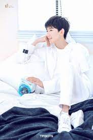 Guanlin chengxin indo sub english translation of wang yuan's new song instagram: Tf Global On Twitter 20171209 Tfboys Roy Wang Yuan Endorsement For Chando Pc Tfboys Official Website
