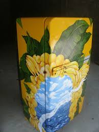 Pin By Anna Rodriguez On Moveis Personalizados Geladeiras Personalizadas Painting Art Furniture