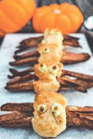 Quorn Spider Sausage Rolls Recipe Sausage Rolls Recipes Quorn
