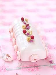 Buche A La Mousse De Framboises Recette Mousse Framboise Framboise Repas Noel Facile