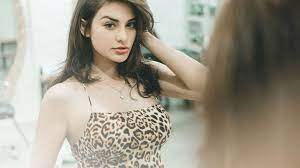 Maybe you would like to learn more about one of these? Makin Seksi Pesona Nora Alexandra Pakai Kemben Batik Era Id