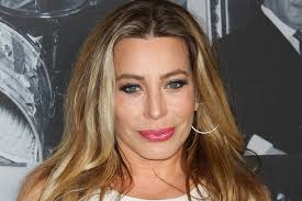 Taylor Dayne reveals colon cancer diagnosis