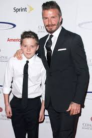 Бекхэм дэвид роберт джозеф / david beckham. David Beckham Tours Top London School With Son Brooklyn After Victoria S Earlier Visit