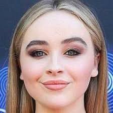 Skin is sabrina carpenter's first single release in 2021 and her first with her new record label island records. Who Is Sabrina Carpenter Dating Now Boyfriends Biography 2021