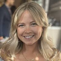 Sara Benedict's Instagram, Twitter & Facebook