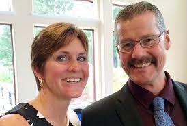 Thousands pay respects to Joan and Clayton