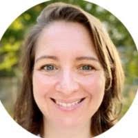 Judith Grass's Instagram, Twitter & Facebook