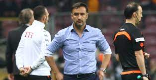 Eve giderken sarıklı, sakallı, siyah gömlek ve şalvar giymiş… Fenerbahce Teknik Direktoru Vitor Pereira Sampiyonluk Bizim Icin Artik Cok Zor
