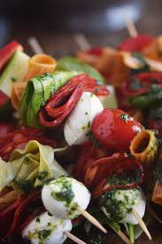 Essen gestalten ist mein motto und es soll für jeden geschmack was dabei sein. Pasta Salat Spiesse Pasta Salad Skewers