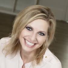 The Best Speakers for Hire in Lansing, MI (with Reviews)